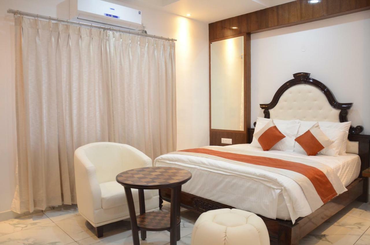 Hotel Lok Sagar Майсур Экстерьер фото